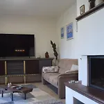La Maison Des Roses *