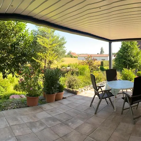 Semesterbostad La Maison Des Roses