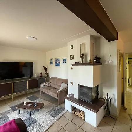 Holiday home La Maison Des Roses *